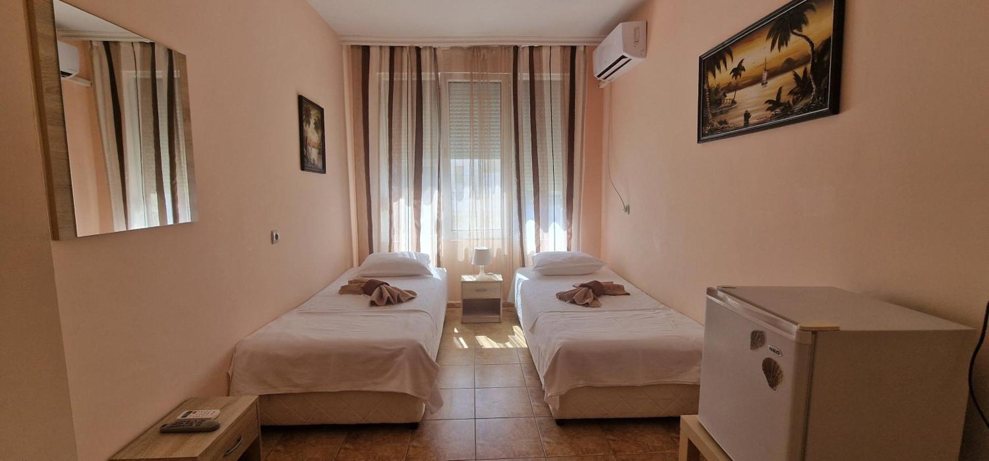 Guest House Maggy Созополь Екстер'єр фото